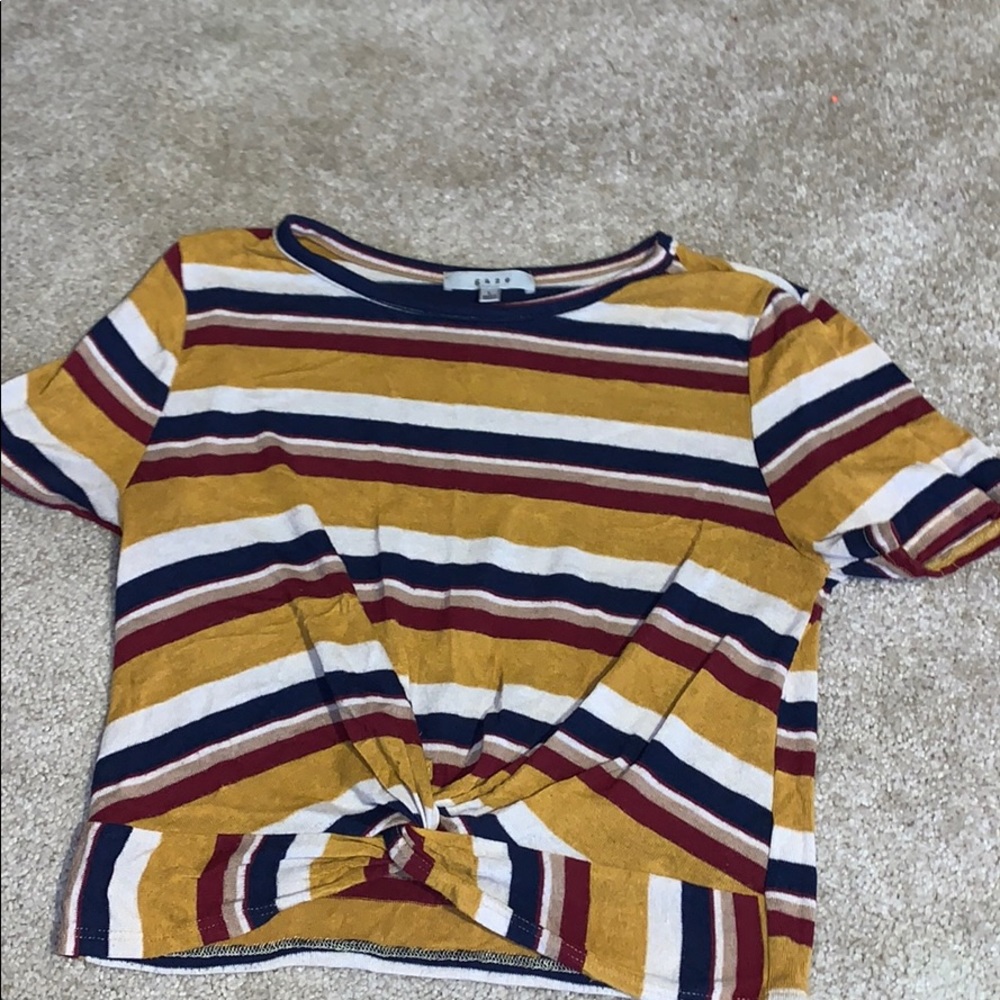 Twist crop short sleeve